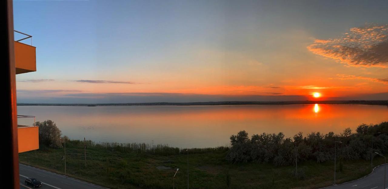 Summerland Sea & Lake Мамая Екстериор снимка